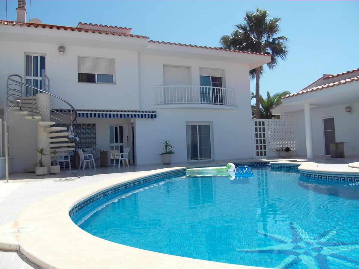 Apartment Los Eucaliptus L'Eucaliptus Екстериор снимка